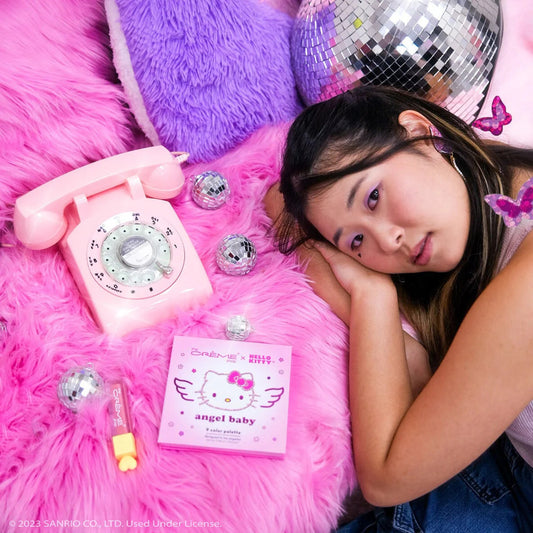 THE CREME SHOP Hello Kitty Y2K Angel Baby EyeShadow Palette