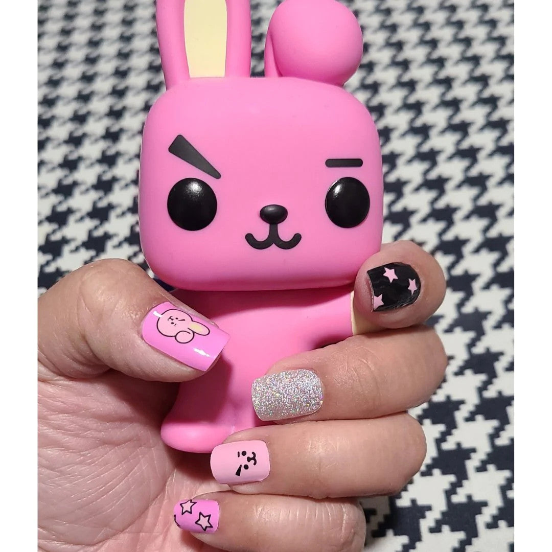 THE CREME SHOP BT21 COOKY Energy Pink Gel Nail Strips (Set of 35)
