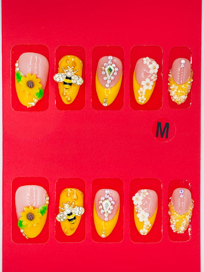 LA FLARE Lovful Nails - ALMOND/REGULAR