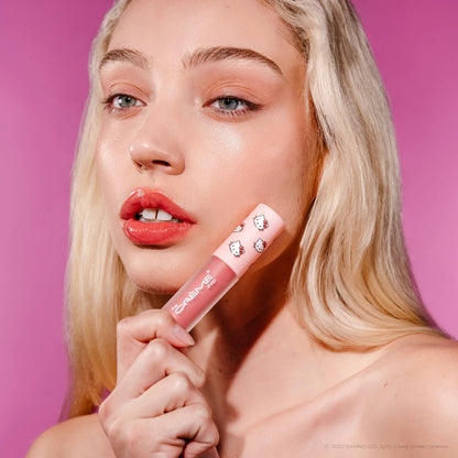 THE CREME SHOP Hello Kitty Kawaii Kiss Moisturizing Lip Oil (Strawberry Flavored)