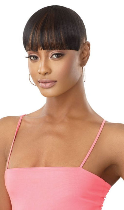 OUTRE Synthetic Pretty Quick Pony - CLASSIC BLUNT BANG