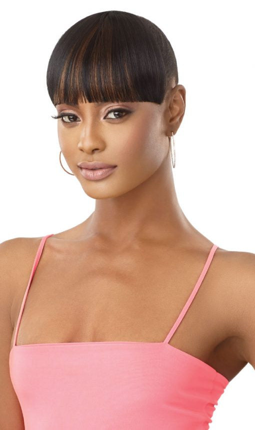 OUTRE Synthetic Pretty Quick Pony - CLASSIC BLUNT BANG