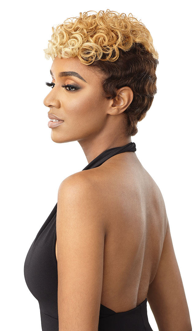 OUTRE Fab & Fly 100% Unprocessed Human Hair Wig HH-SOFINA
