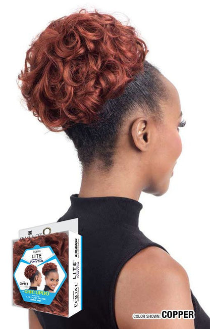 SHAKE N GO Freetress Equal LITE Ponytail - Chic Updo