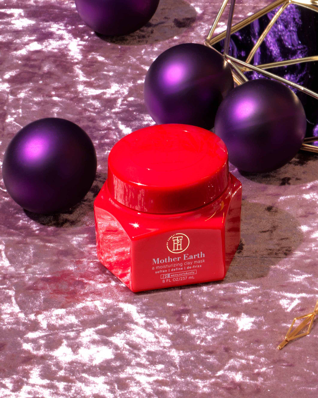 TPH Mother Earth Moisturizing Clay Mask