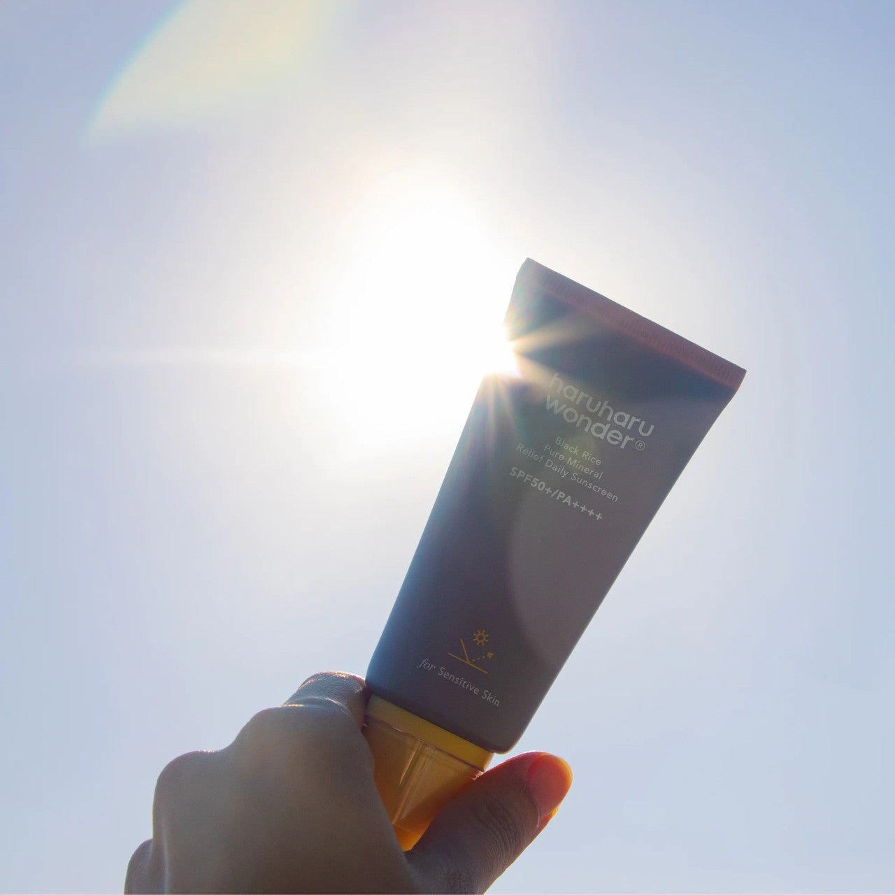 HARUHARU Wonder Black Rice Pure Mineral Relief Daily Sunscreen SPF50+/PA++++(1.6 oz)