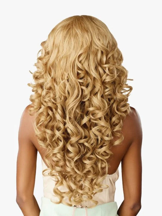 SENSATIONNEL Glamzy Glueless HD Lace Crown Wig - ALESSIA - product image 4