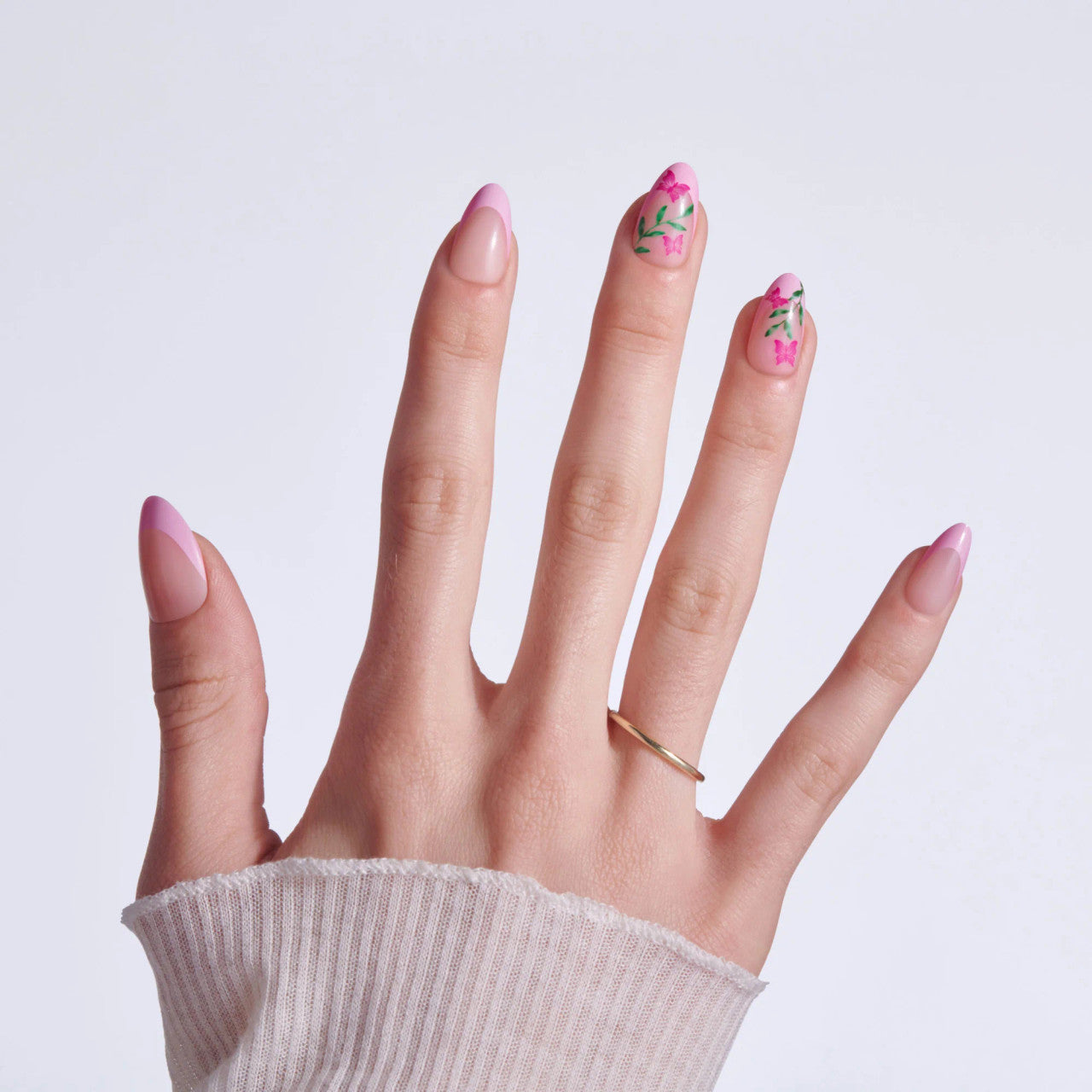 KISS Core Design Press On Nail - Springtime Splendor - product image 3