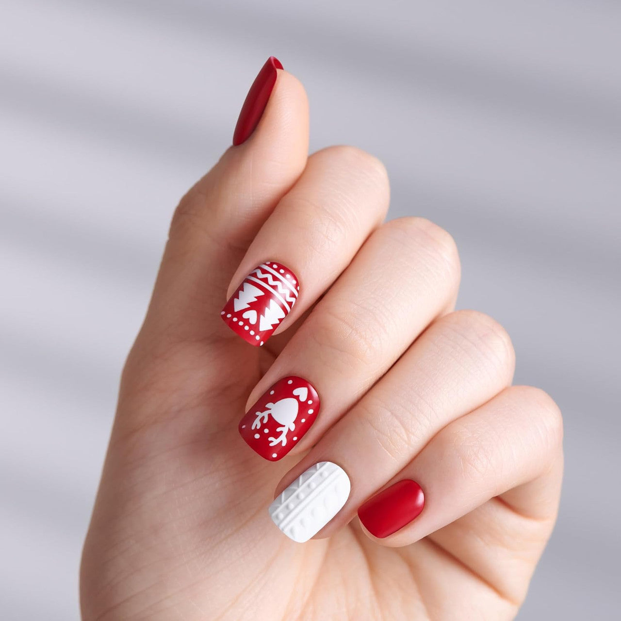 KISS Impress Manicure - FEELIN FESTIVE - product image 4