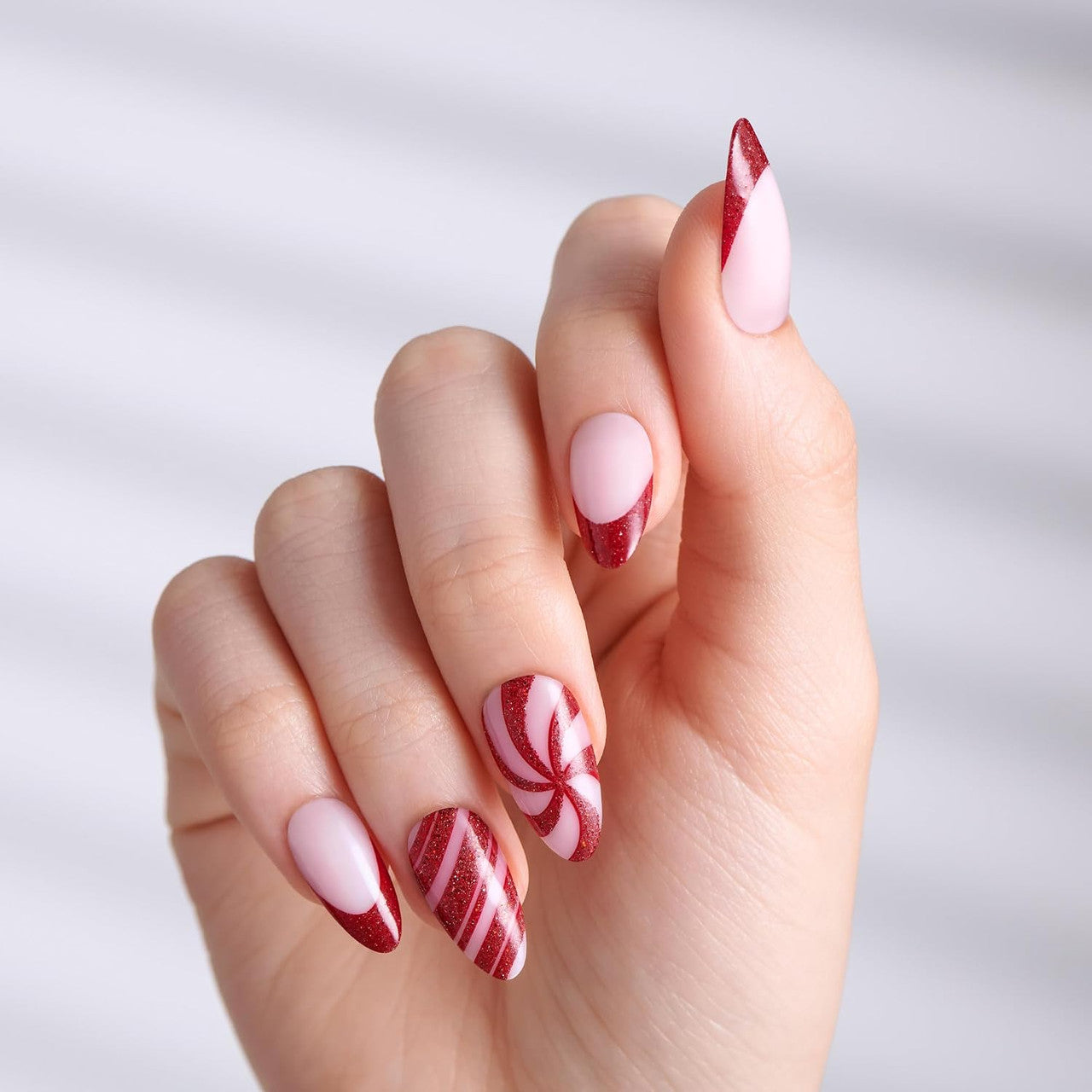 KISS Voguish Fantasy Nails - ONE MORE KISS - product image 3